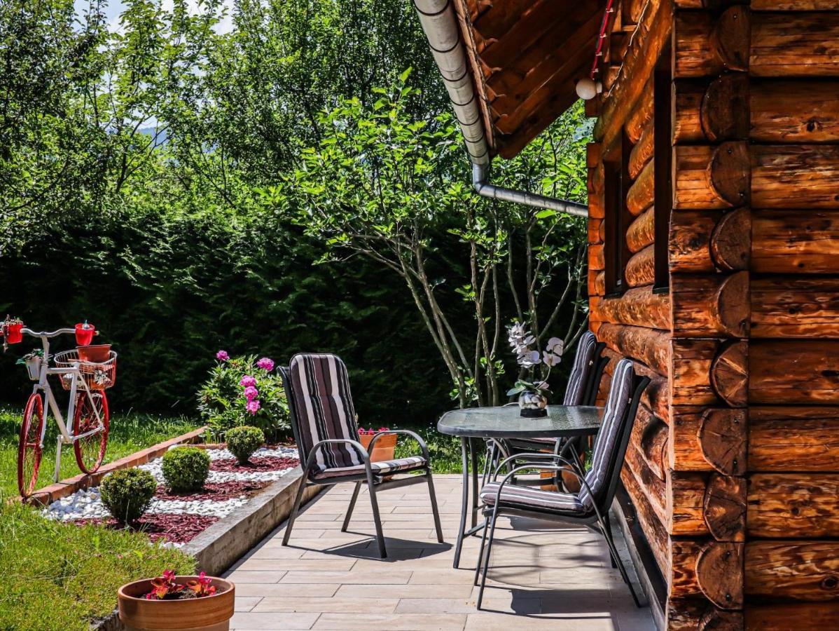 Home Eden Dobrenica Бихач Экстерьер фото