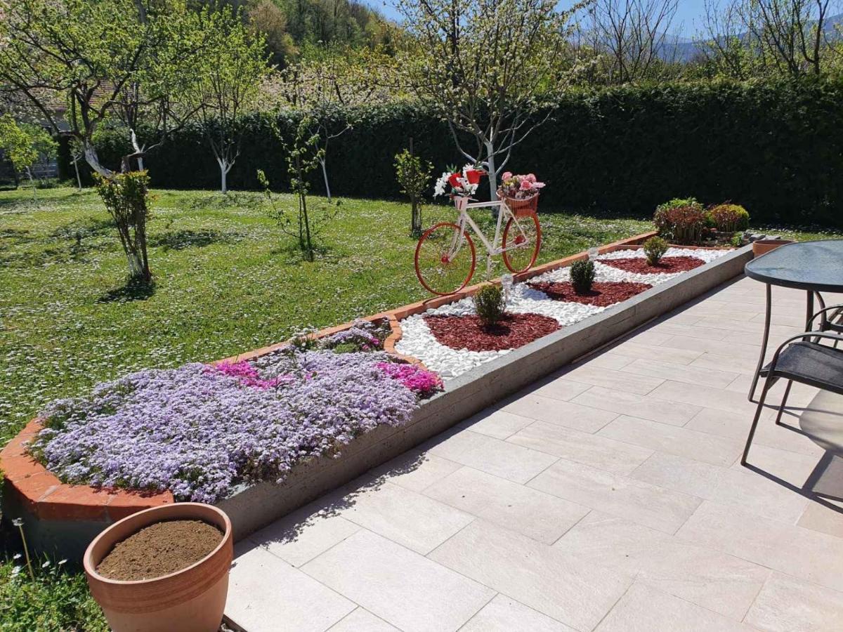 Home Eden Dobrenica Бихач Экстерьер фото